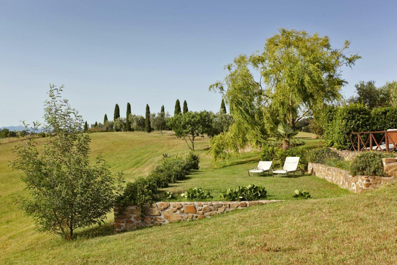 Casale Giacomini Bed & Breakfast Manciano Exterior photo