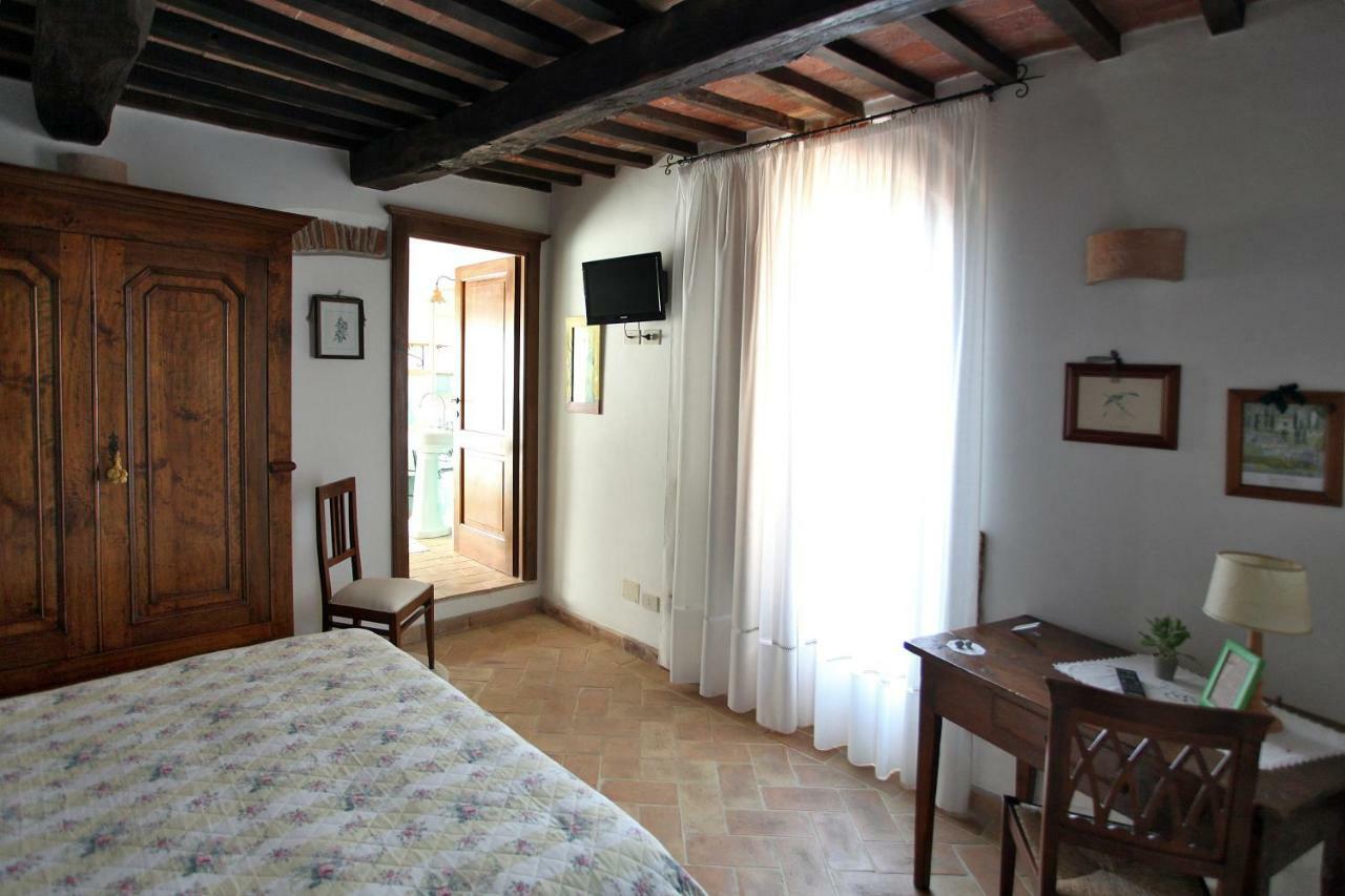 Casale Giacomini Bed & Breakfast Manciano Exterior photo